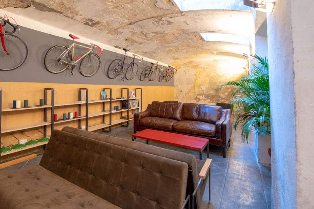 Bicicletas por todas las paredes