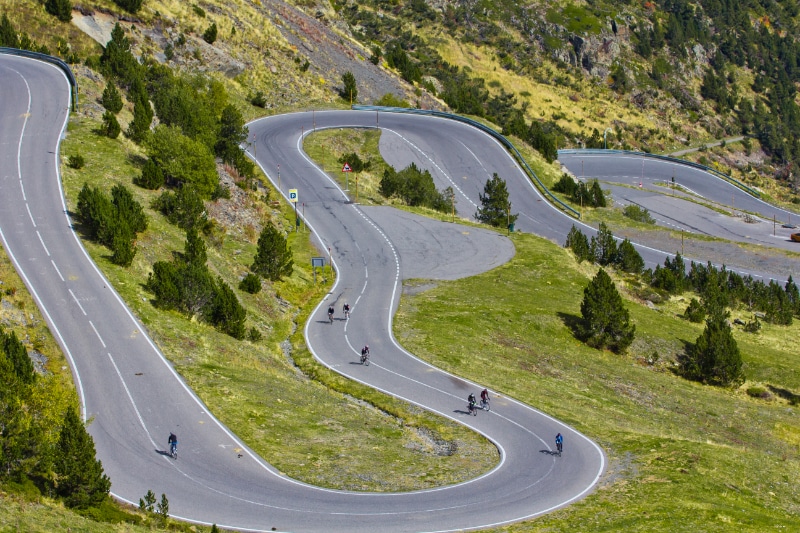 Los colosos de Andorra - viajes por etapas de carretera